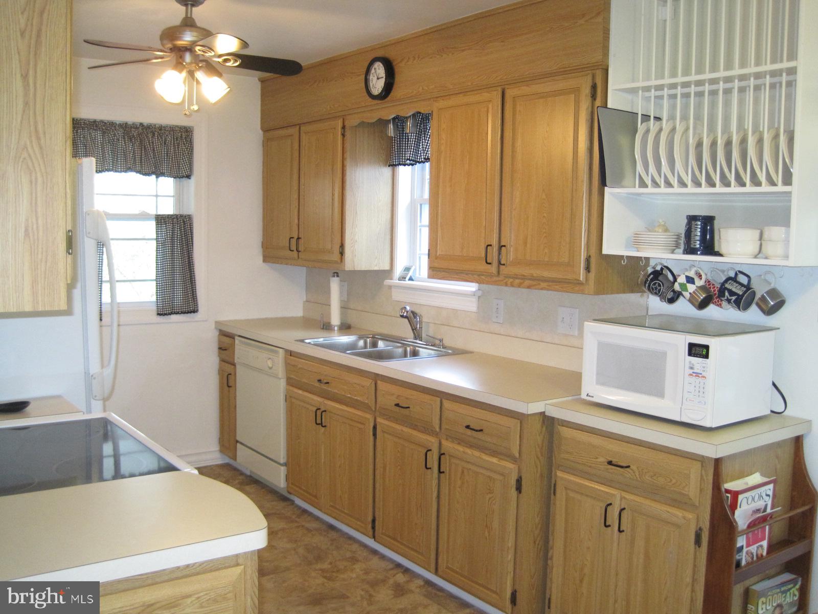 315 Miller Road Harrisburg, PA 17109 - Photo 9 of 28 Gallery Image 9