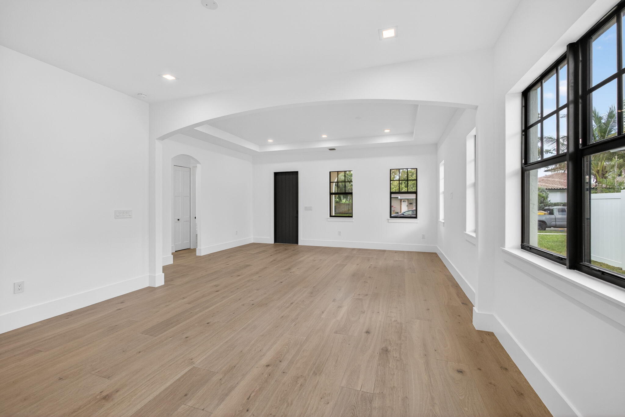 1013 Ardmore Road West Palm Beach, FL 33401 - Photo 15 of 67 16