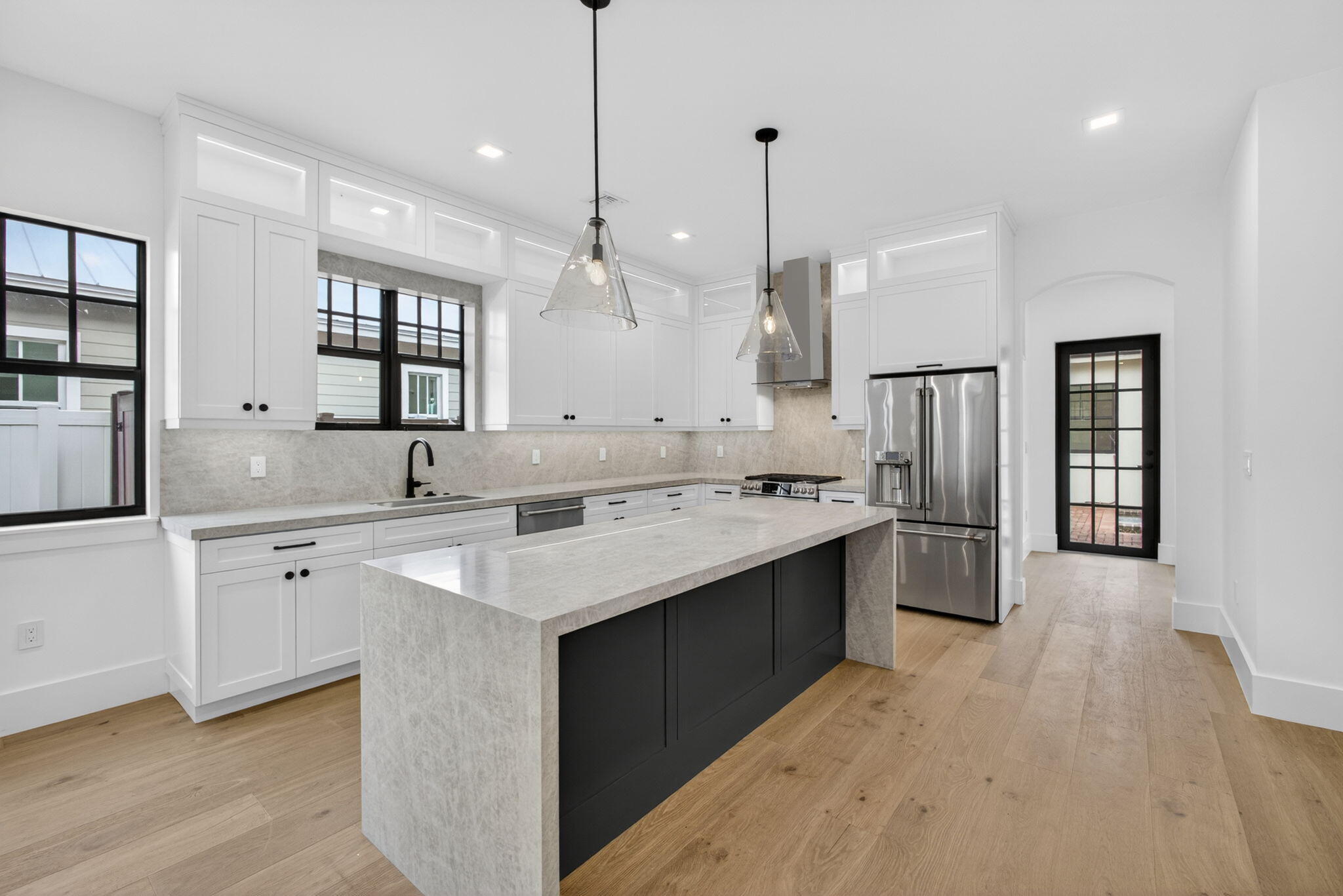 1013 Ardmore Road West Palm Beach, FL 33401 - Photo 22 of 67 23