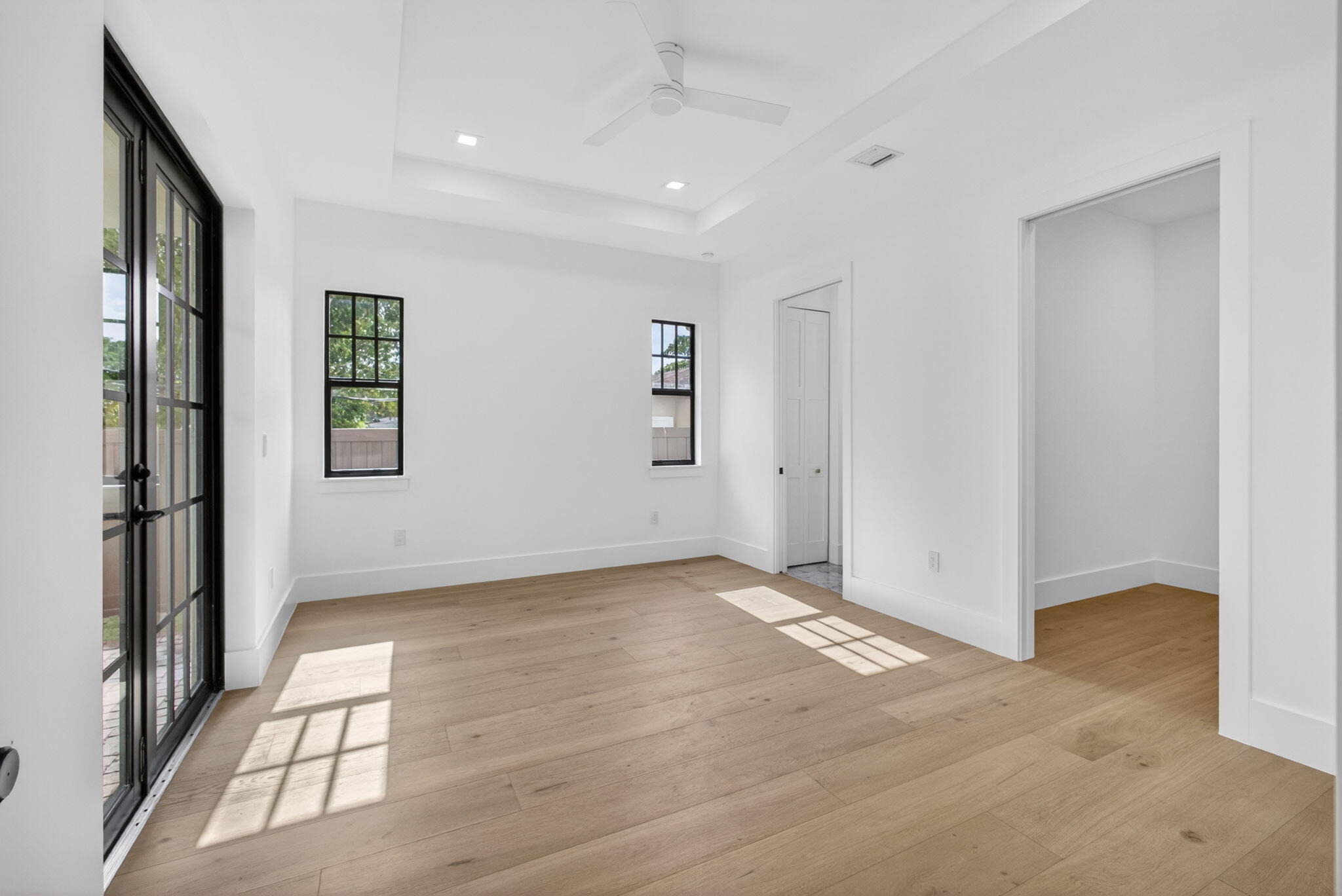 1013 Ardmore Road West Palm Beach, FL 33401 - Photo 24 of 67 25