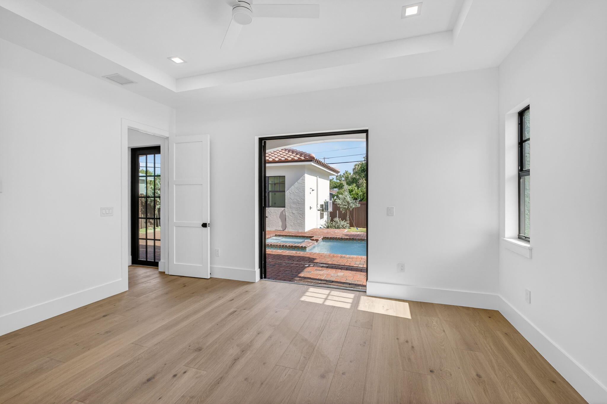 1013 Ardmore Road West Palm Beach, FL 33401 - Photo 26 of 67 27