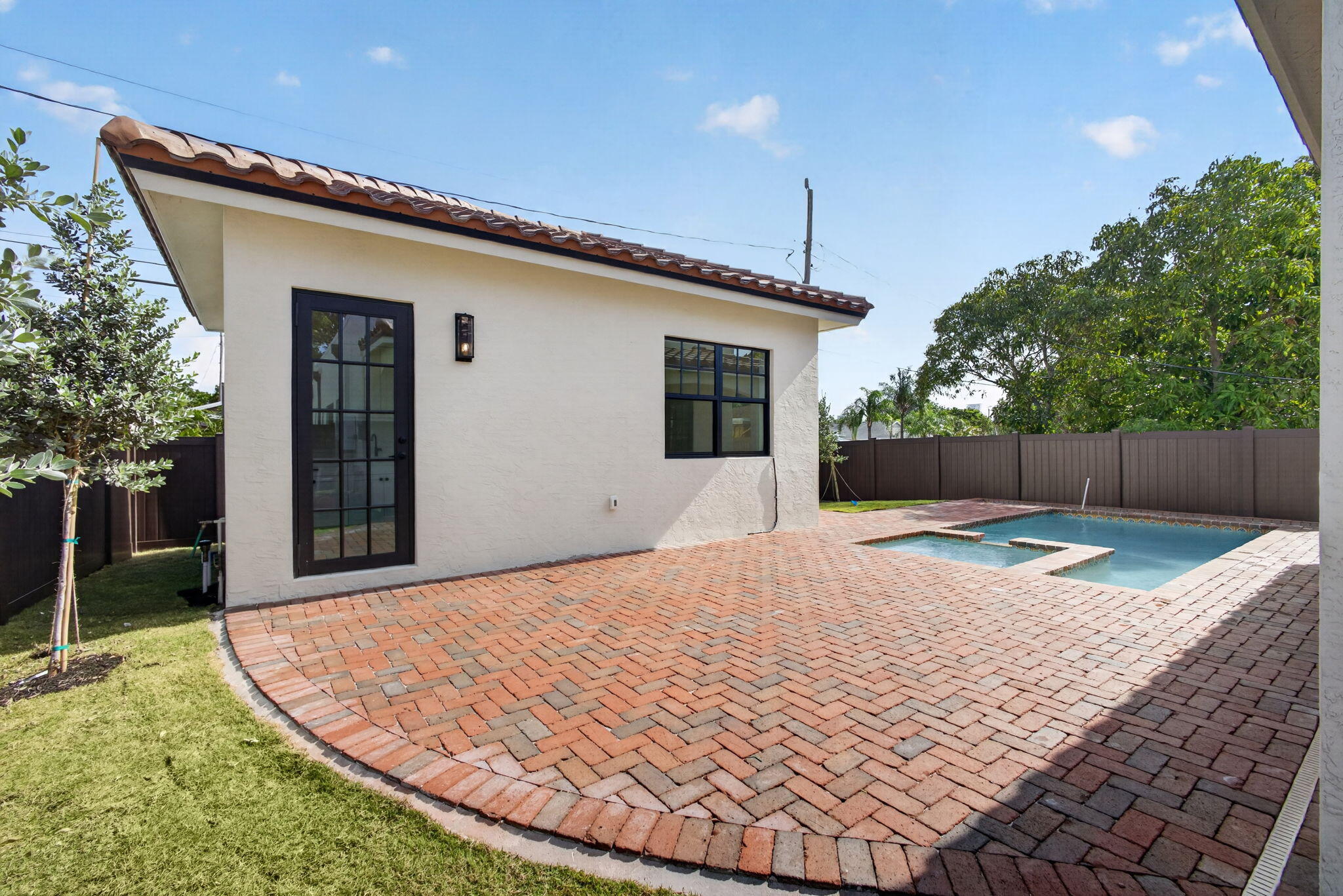 1013 Ardmore Road West Palm Beach, FL 33401 - Photo 50 of 67 50