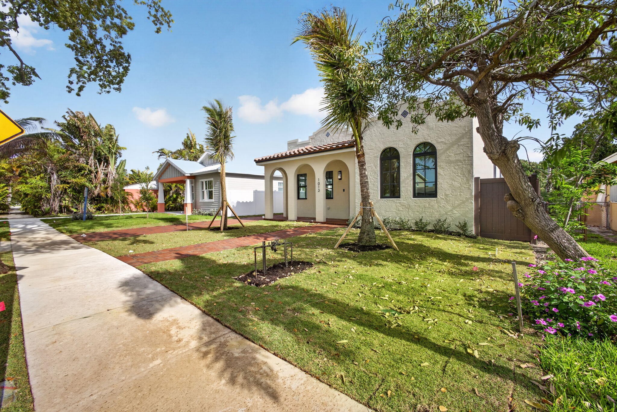 1013 Ardmore Road West Palm Beach, FL 33401 - Photo 6 of 67 6
