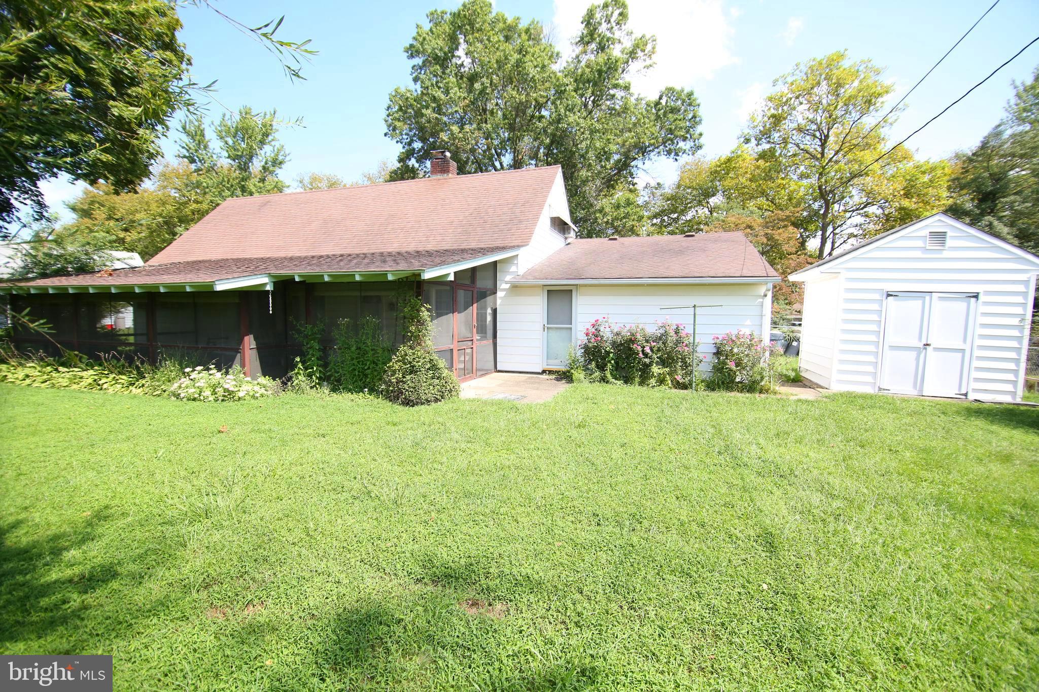 29 Seckelpear Road Levittown, PA 19056 - Photo 13 of 15 Gallery Image 13