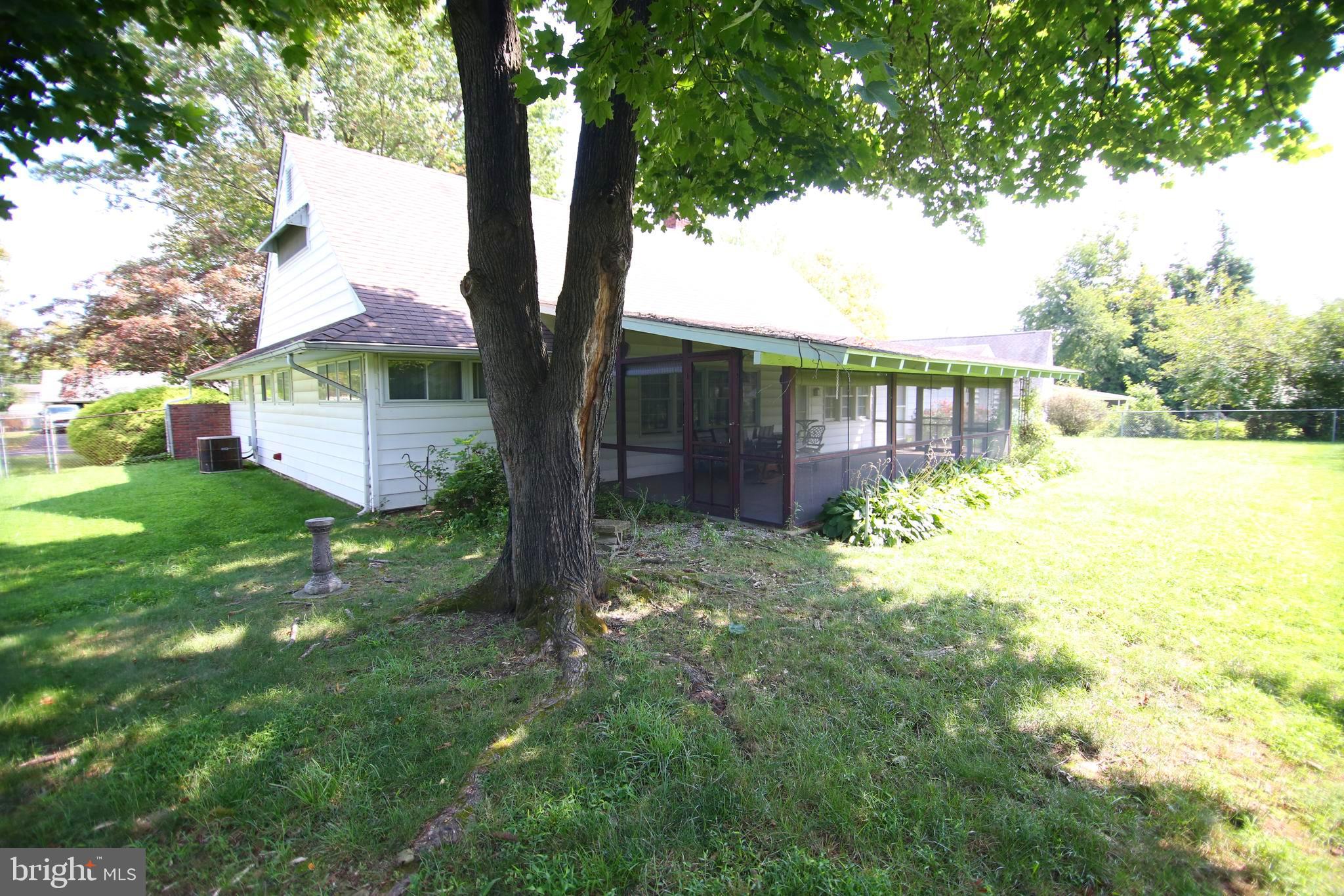 29 Seckelpear Road Levittown, PA 19056 - Photo 15 of 15 Gallery Image 15