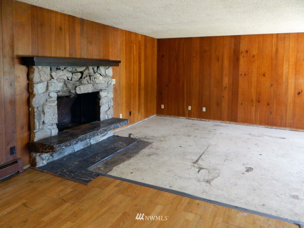 15925 Three Lakes Road Snohomish, WA 98290 - Photo 2 of 22