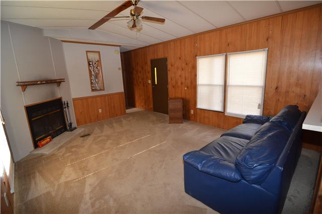 5964 Shores Road Murfreesboro, TN 37128 - Photo 13 of 20 Large living room with fireplace