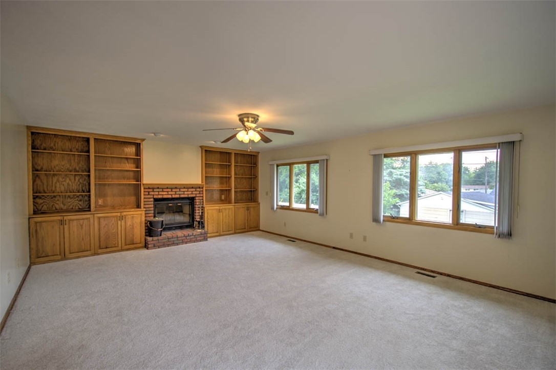 54 Ohio Drive Decatur, IL 62526 - Photo 7 of 29