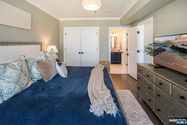 $969,900 | 82 Clinton Street, Unit 6F, Hoboken, NJ 07030