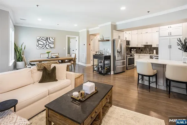 $969,900 | 82 Clinton Street, Unit 6F, Hoboken, NJ 07030
