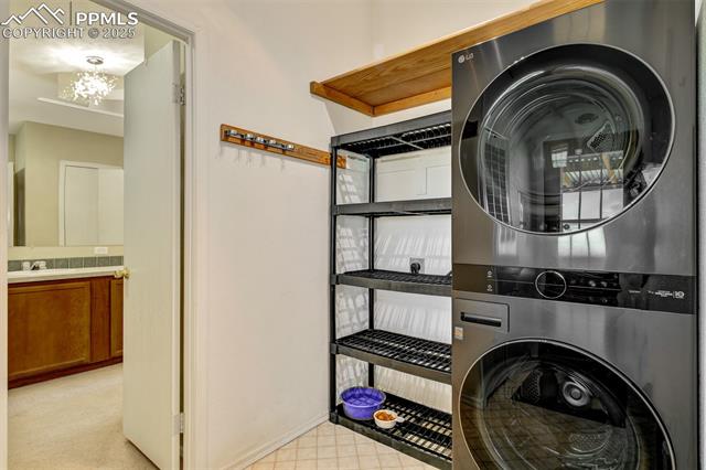 3402 Bar 10 Road Calhan, CO 80808 - Photo 13 of 35 Laundry Room-Washer/Dryer Included