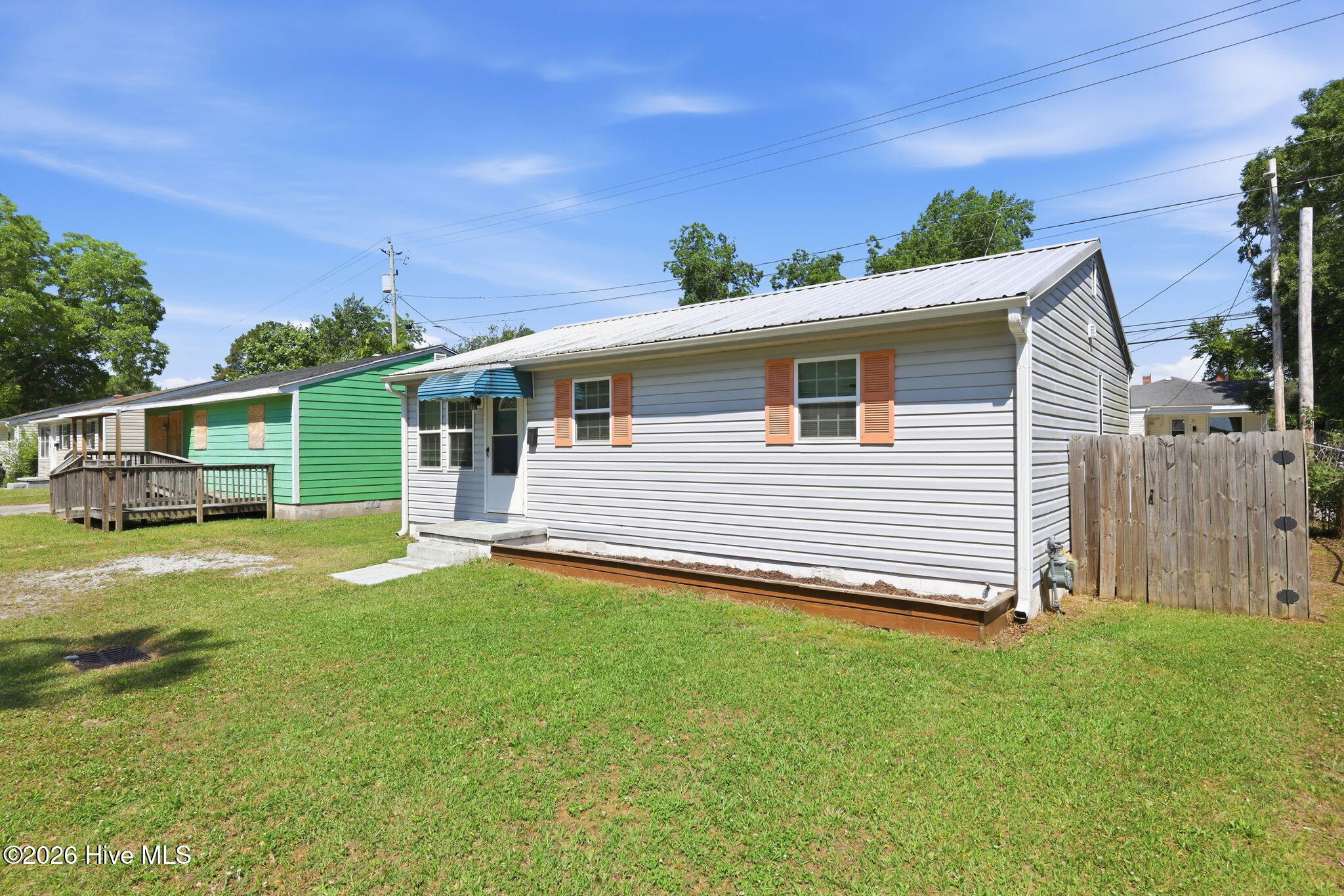 518 Ruth Avenue New Bern, NC 28560 - Photo 2 of 42 Exterior