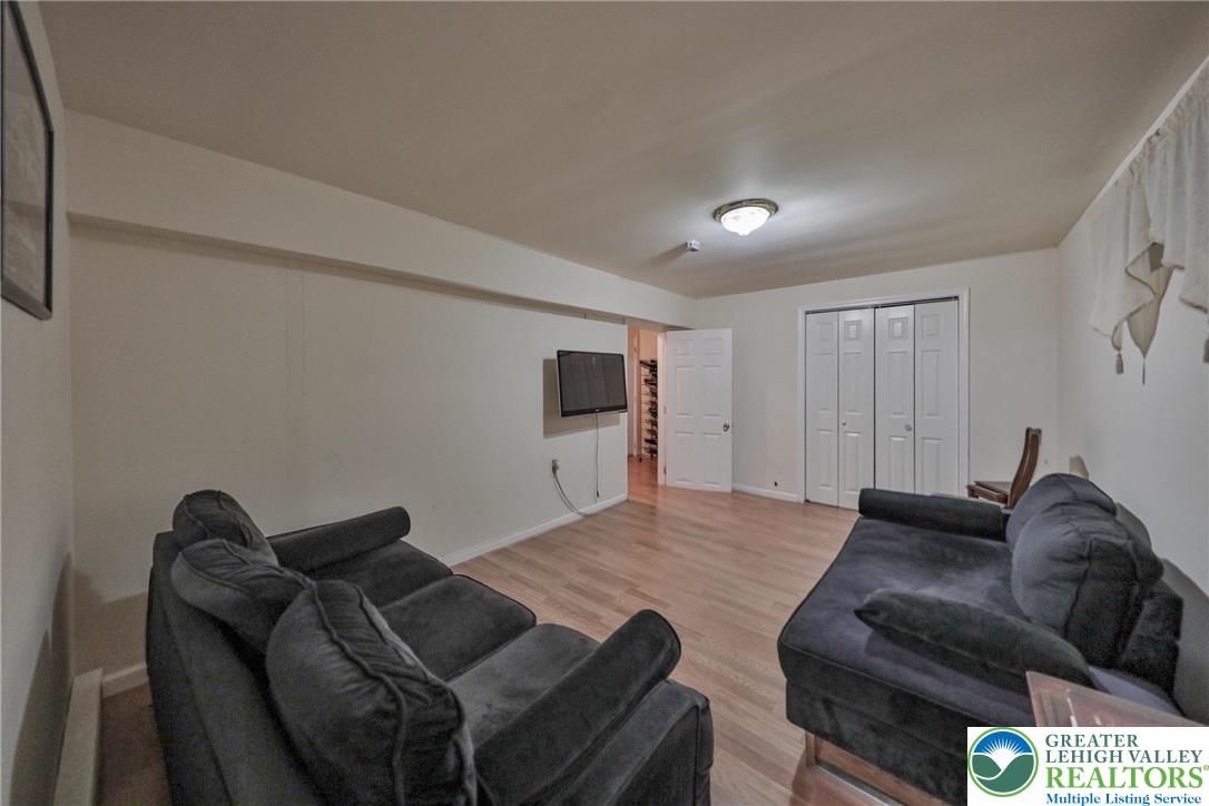 7494 Mount Eaton Road Saylorsburg, PA 18353 - Photo 22 of 50 Side unit bedroom