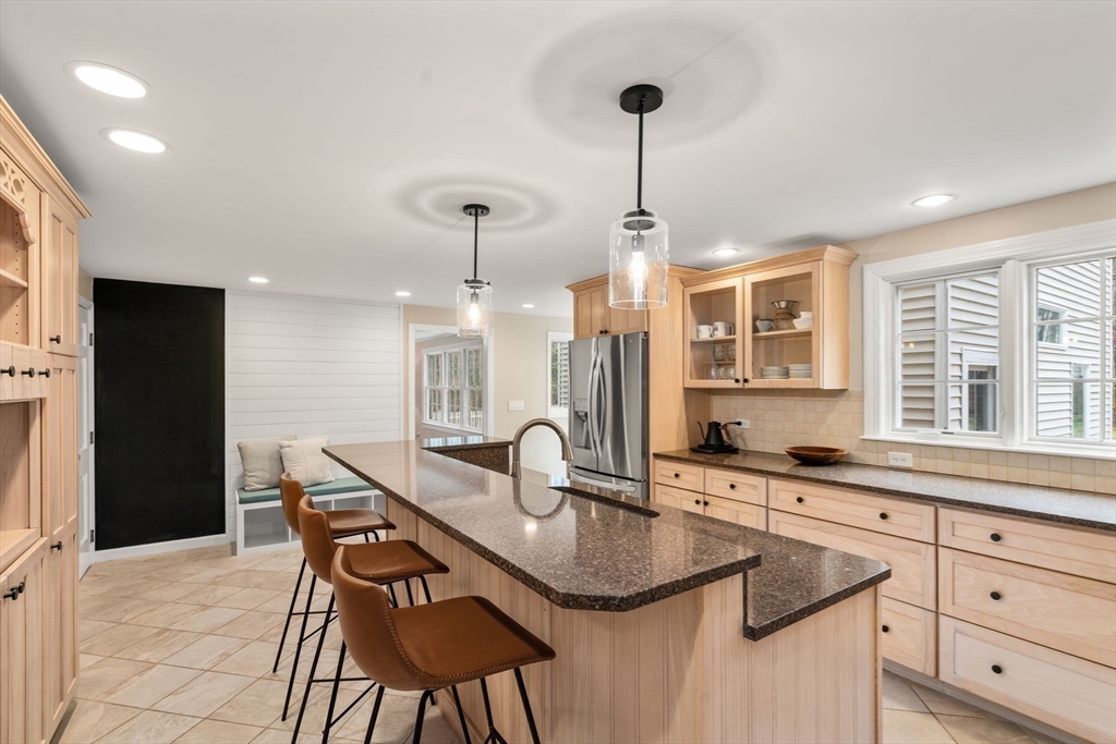 12 Douglas Road Westford, MA 01886 - Photo 8 of 37 Gallery Image 8