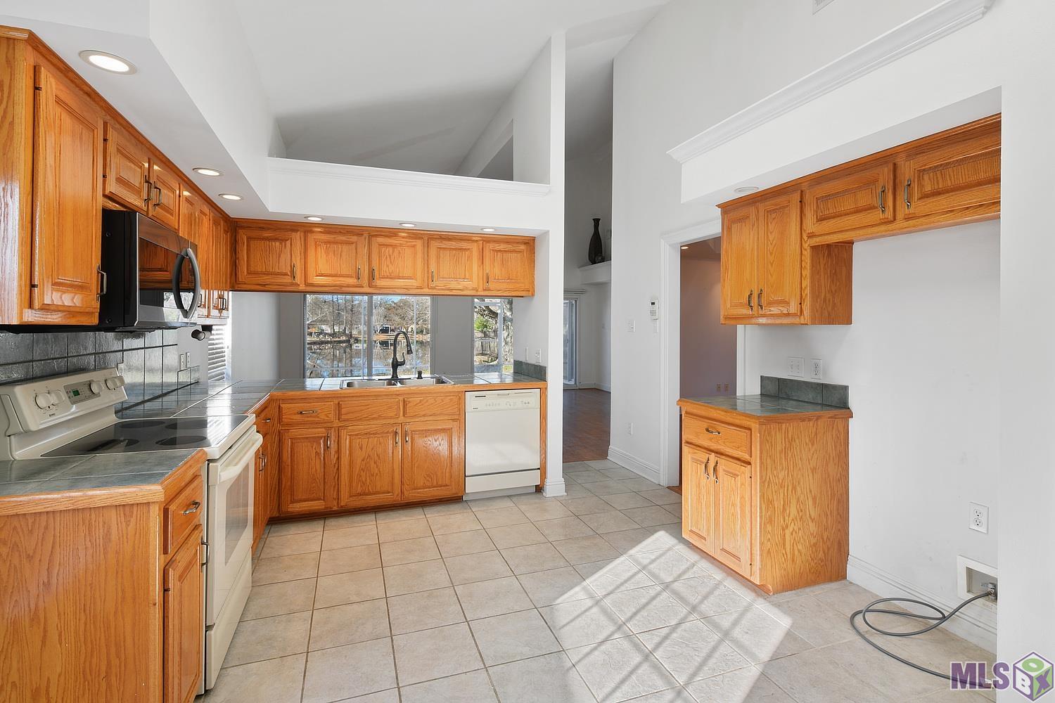 17177 Ronald Road Prairieville, LA 70769 - Photo 5 of 14 Gallery Image 5