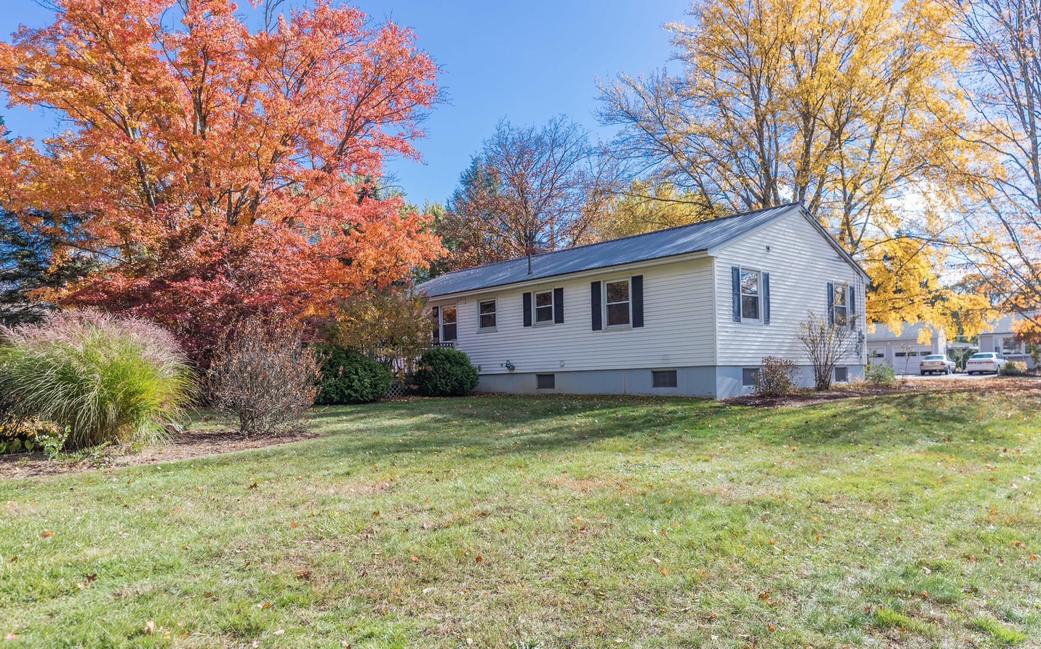 7 Pineview Drive Dover, NH 03820 - Photo 33 of 38