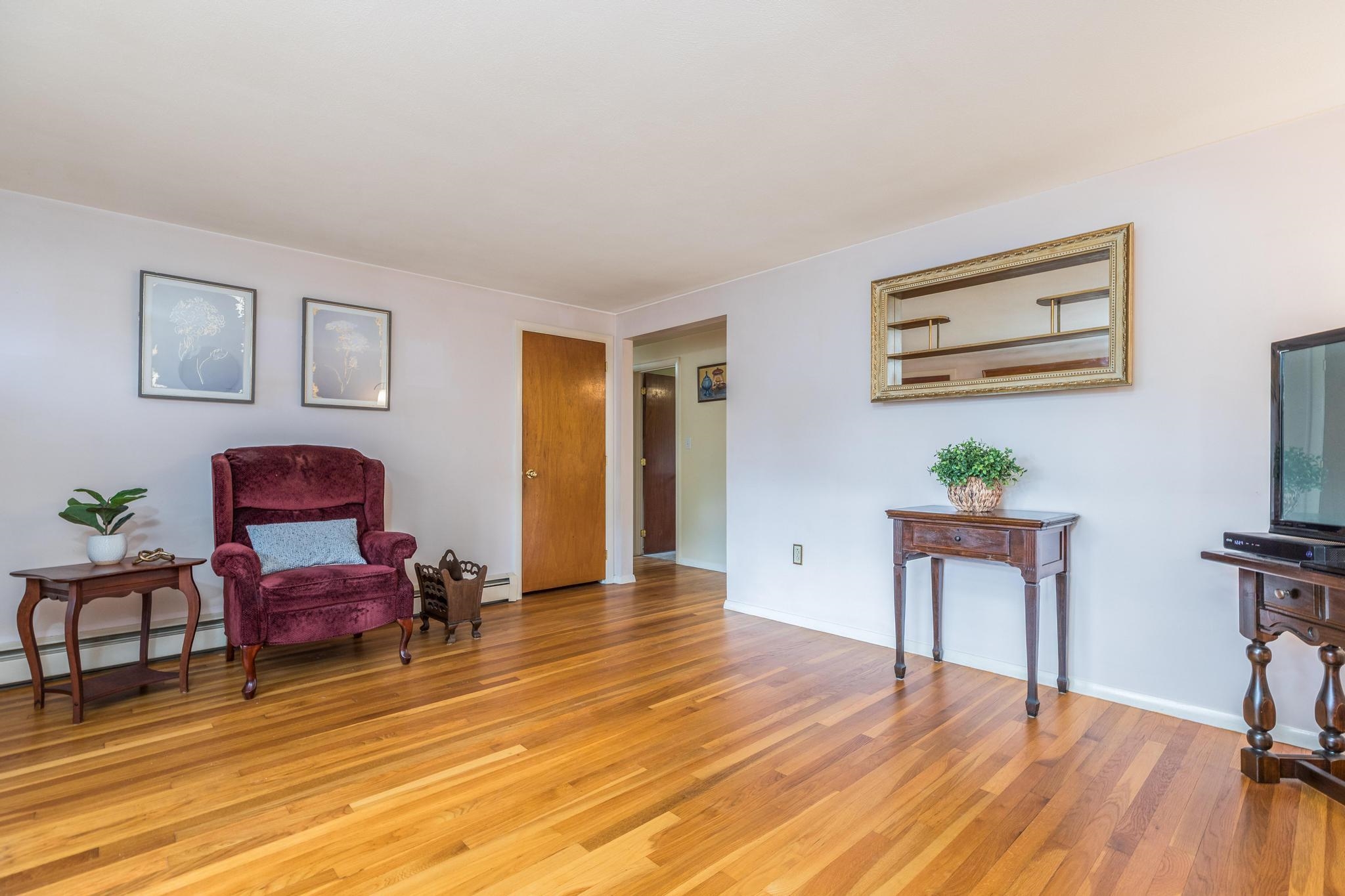 7 Pineview Drive Dover, NH 03820 - Photo 6 of 38