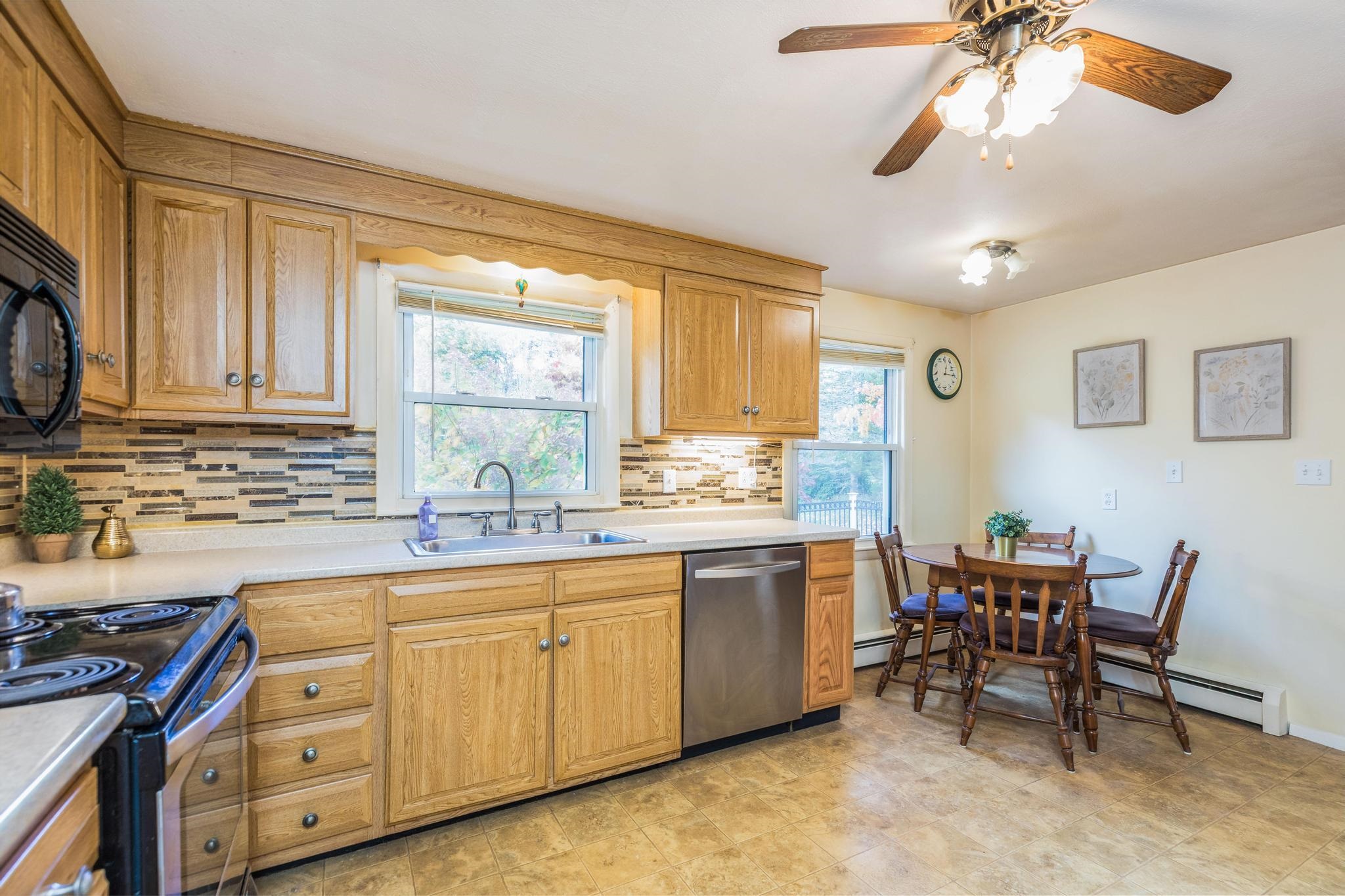 7 Pineview Drive Dover, NH 03820 - Photo 7 of 38
