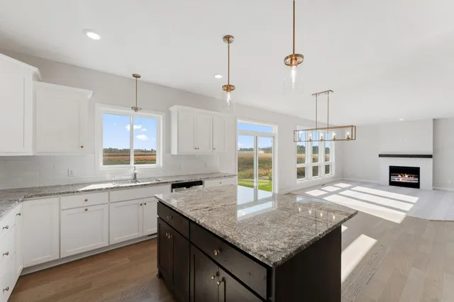 $629,900 | 1292 Ardcurra Row, Rosemount, MN 55068