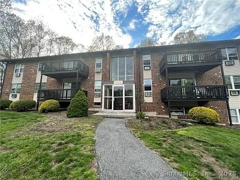 85 Balance Rock Road, Unit 14 Seymour, CT 06483 - Photo 1 of 13
