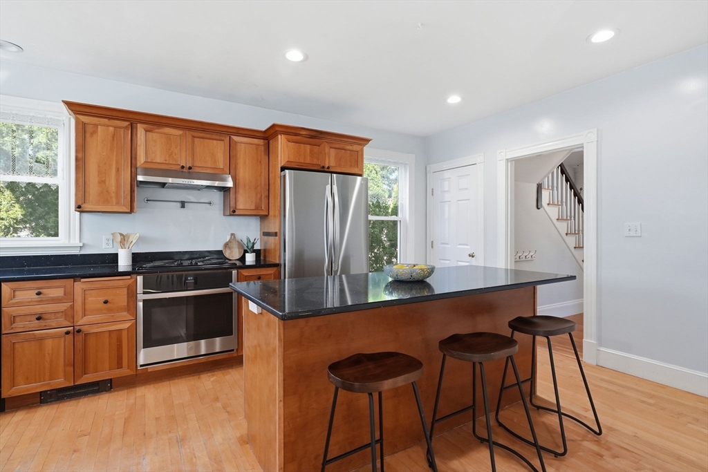 20 Pleasant Street Saugus, MA 01906 - Photo 11 of 38