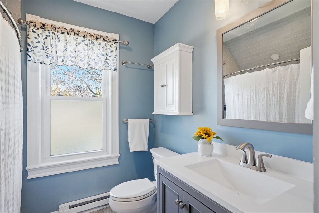 20 Pleasant Street Saugus, MA 01906 - Photo 16 of 38