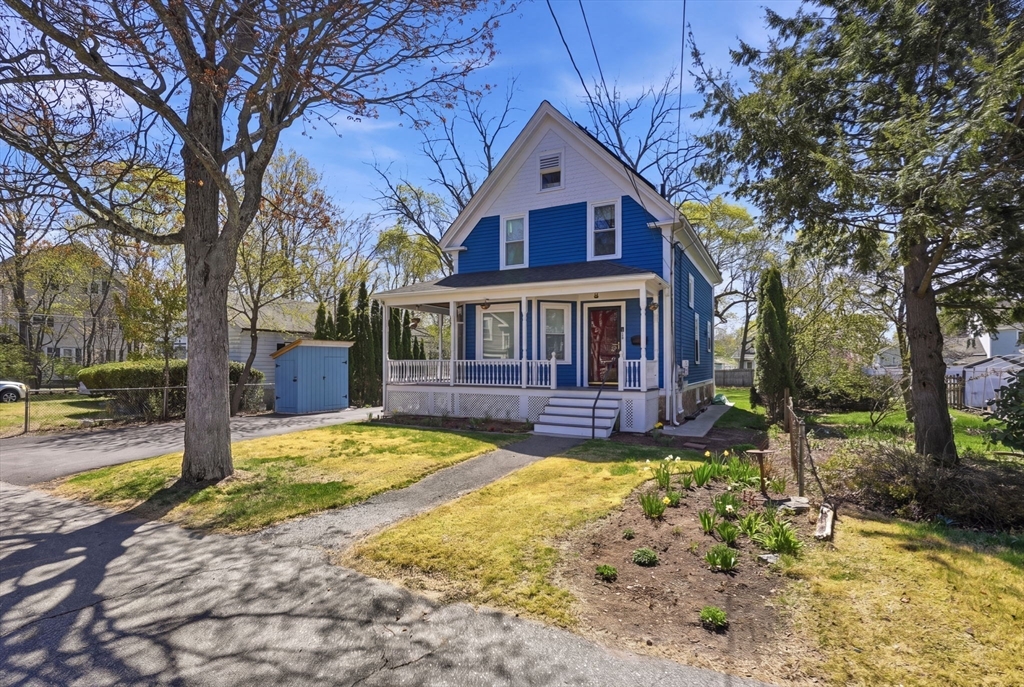 20 Pleasant Street Saugus, MA 01906 - Photo 2 of 38