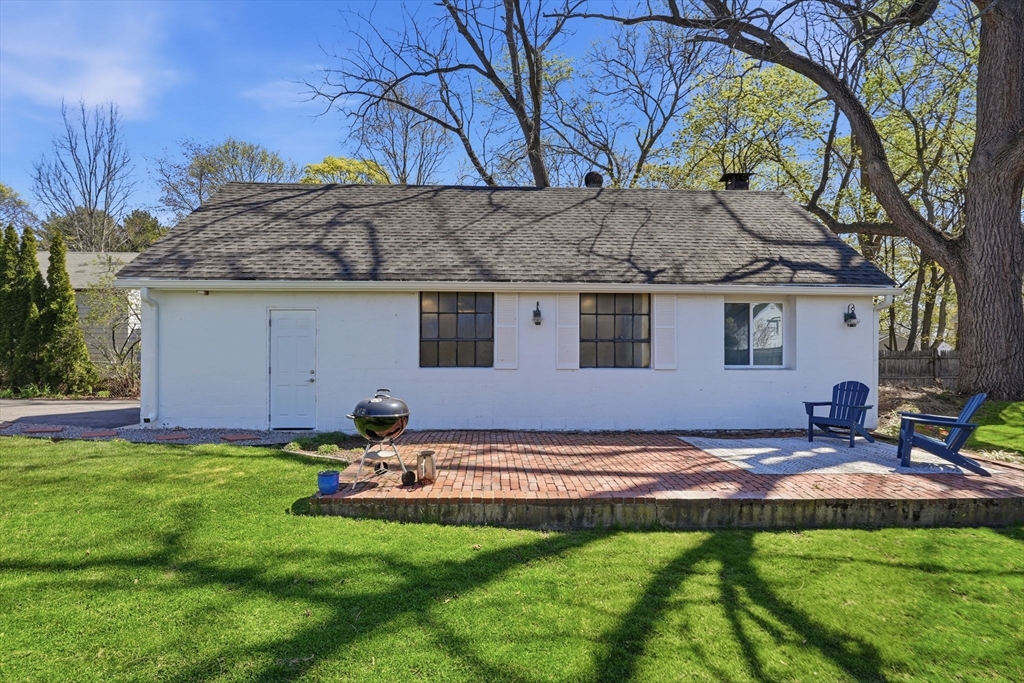 20 Pleasant Street Saugus, MA 01906 - Photo 29 of 38