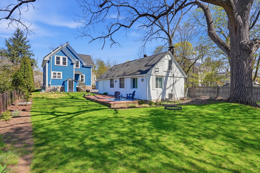 20 Pleasant Street Saugus, MA 01906 - Photo 31 of 38