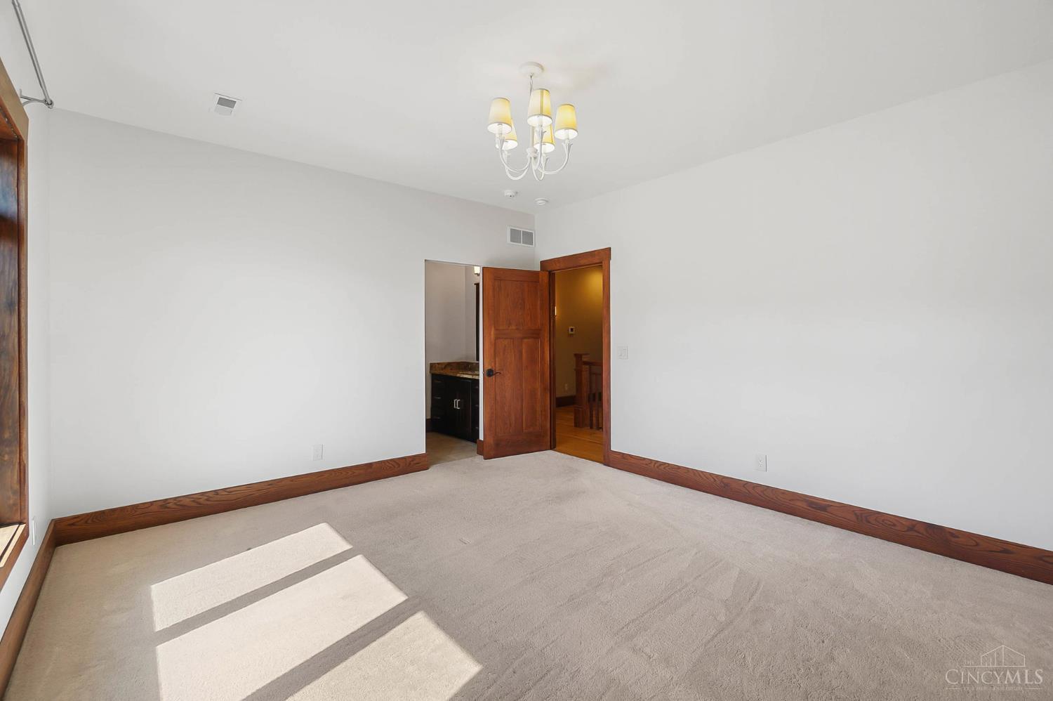 8102 Kugler Mill Road Cincinnati, OH 45243 - Photo 62 of 98 Gallery Image 62