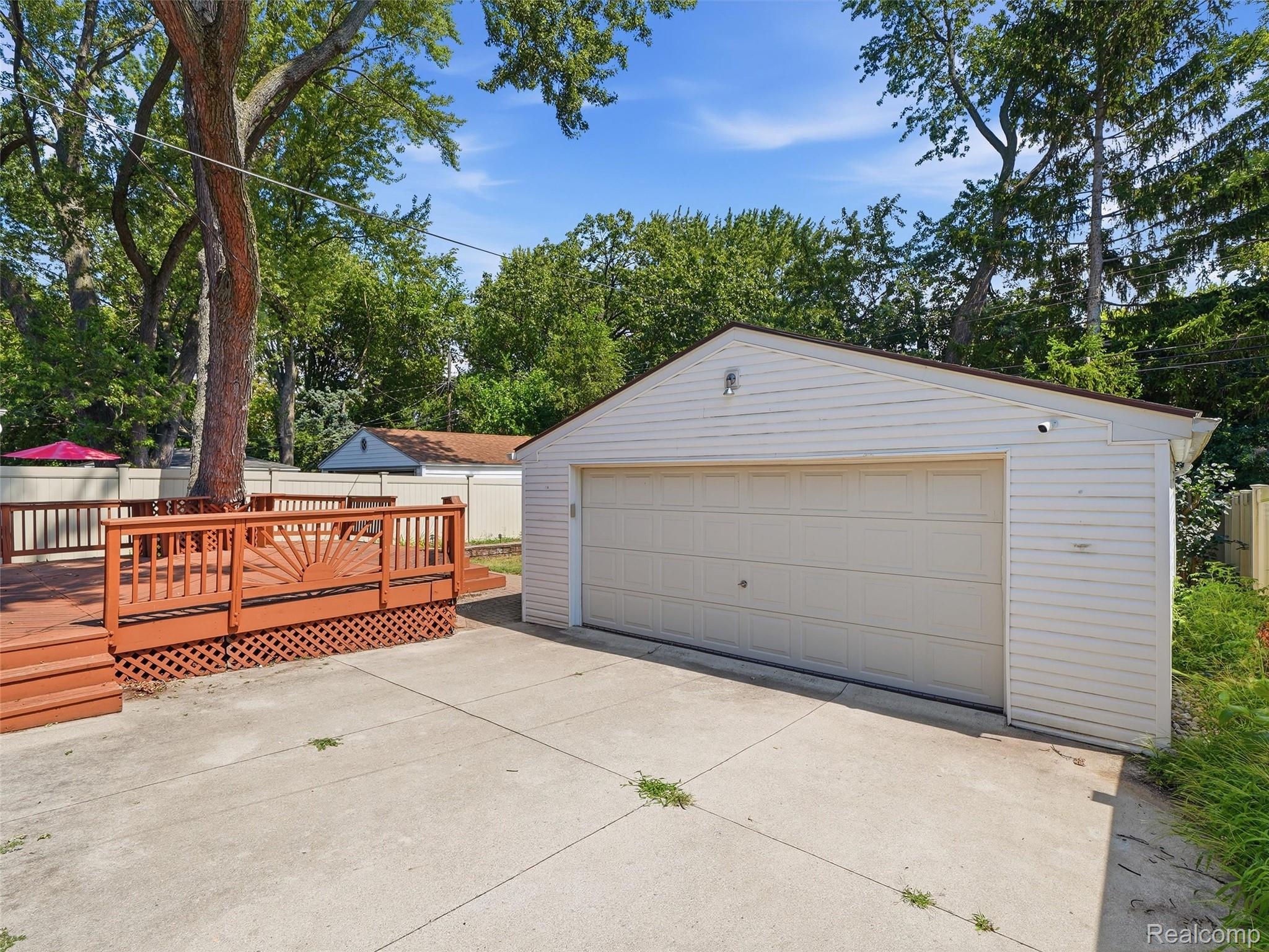 2806 Oliver Road Royal Oak, MI 48073 - Photo 30 of 51 40-DSC03363.jpg