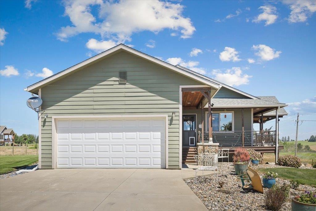 20717 North Division Road Colbert, WA 99005 - Photo 4 of 40