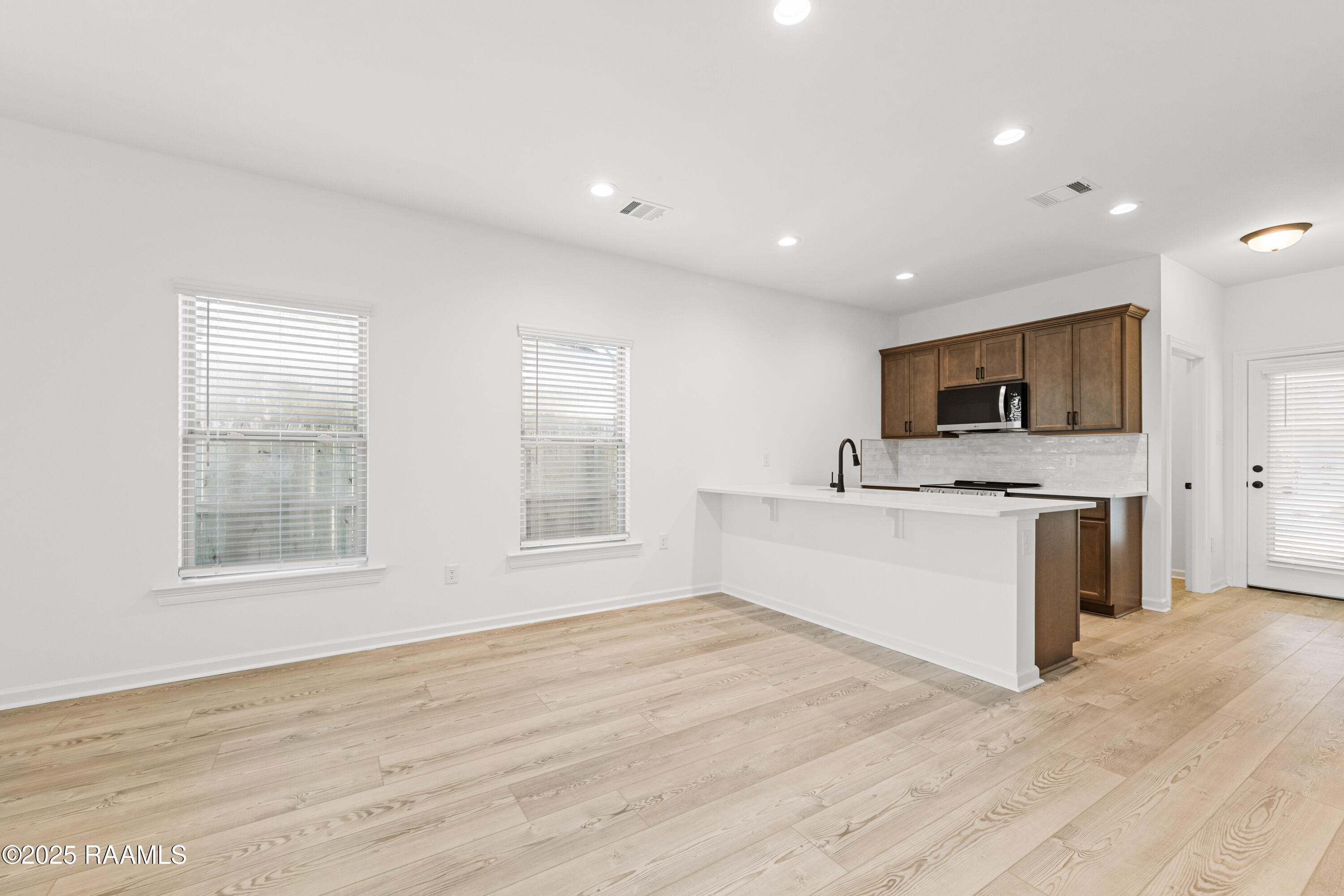 110 Ridgedale Scott, LA 70583 - Photo 13 of 34 102Albernathy-47