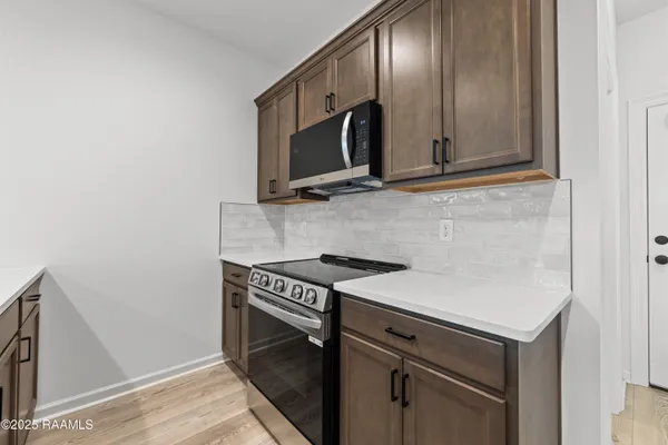 $227,999 | 110 Ridgedale, Scott, LA 70583