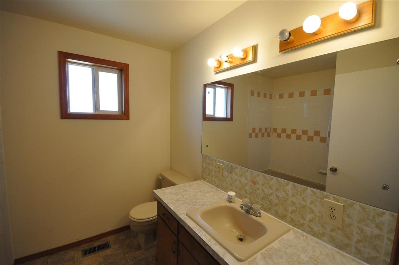 13919 West Lincoln Road Spokane, WA 99224 - Photo 10 of 20