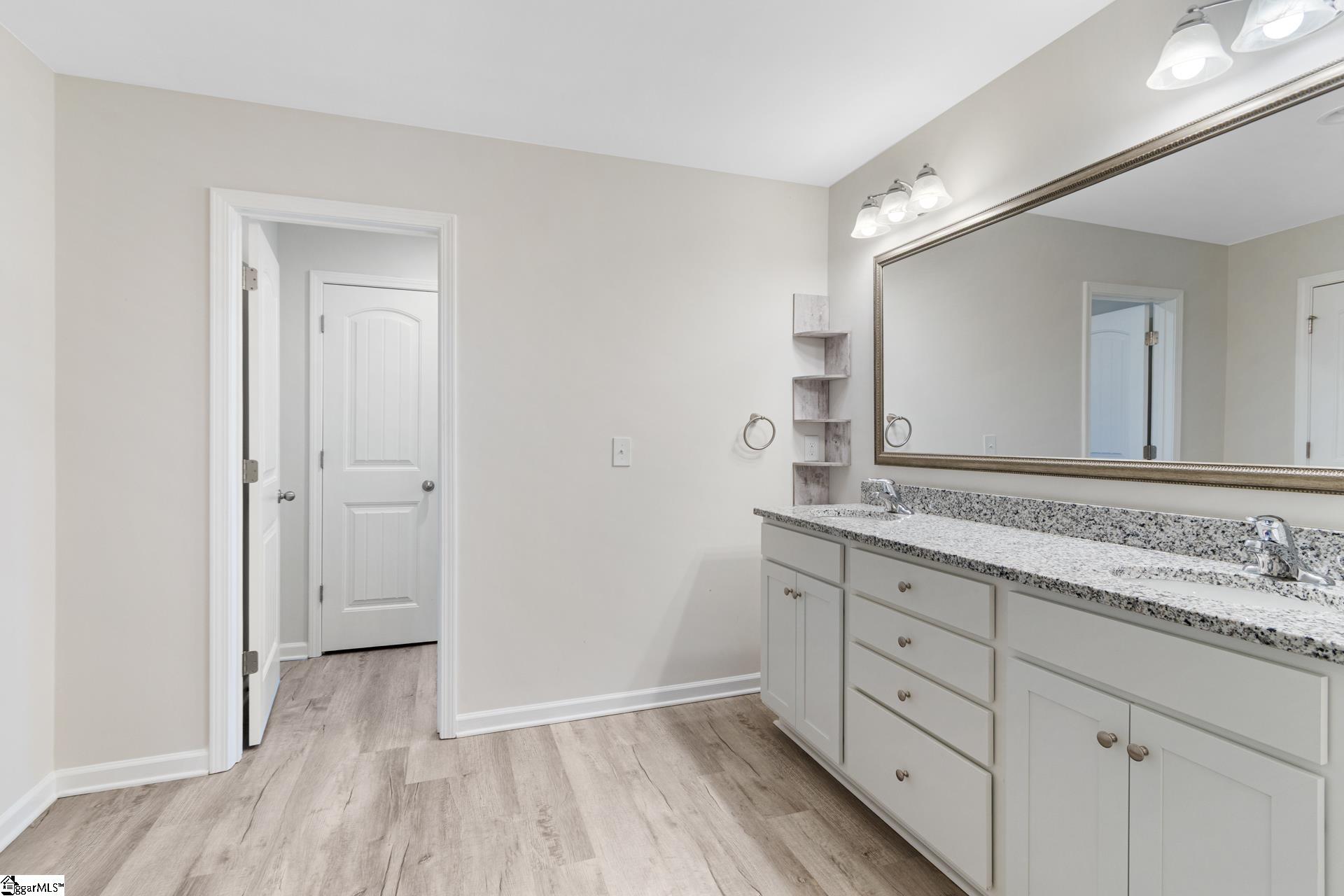 100 Bruinen Drive Fountain Inn, SC 29644 - Photo 29 of 48