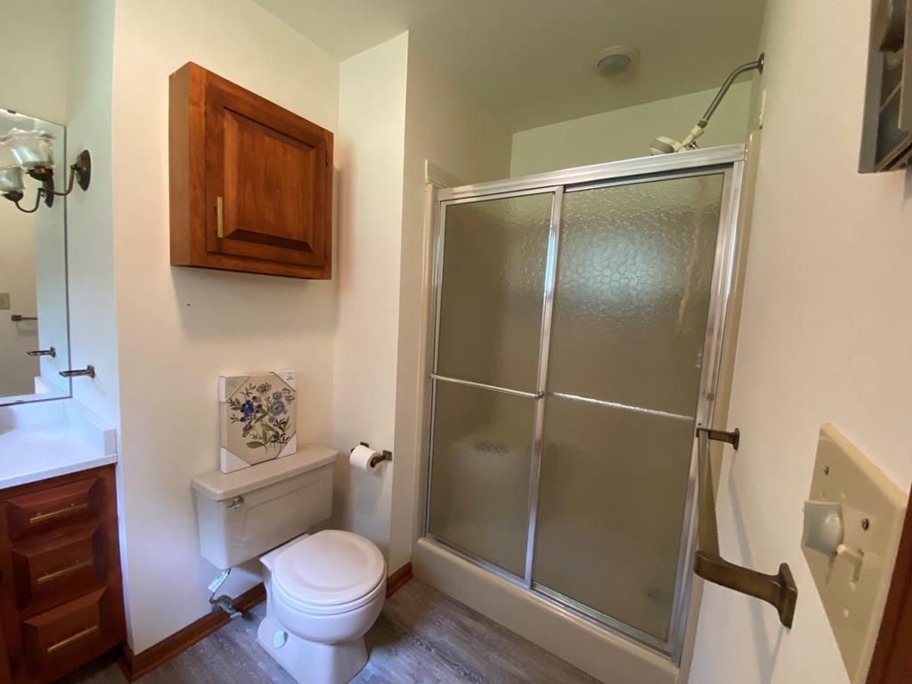 308 Fairway Drive Abingdon, VA 24211 - Photo 15 of 41 fairway master bath