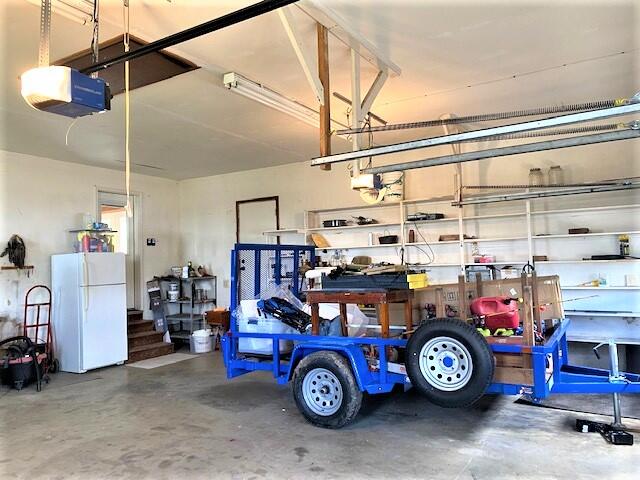 308 Fairway Drive Abingdon, VA 24211 - Photo 25 of 41 fairway int garage2