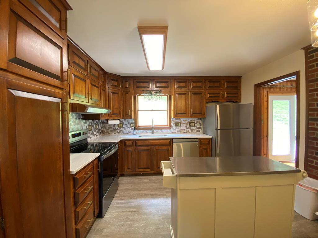 308 Fairway Drive Abingdon, VA 24211 - Photo 10 of 41 fairway kit 3