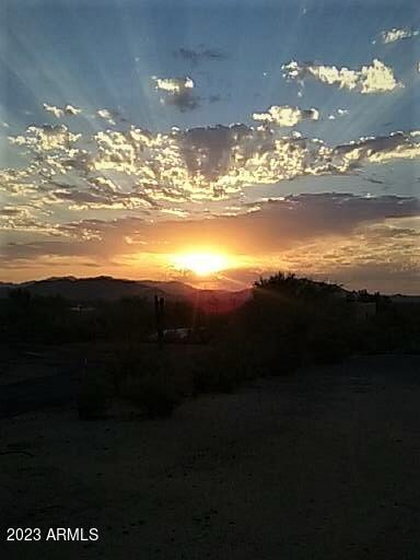 1414 East Dove Valley Road Phoenix, AZ 85085 - Photo 3 of 13 Sunrise