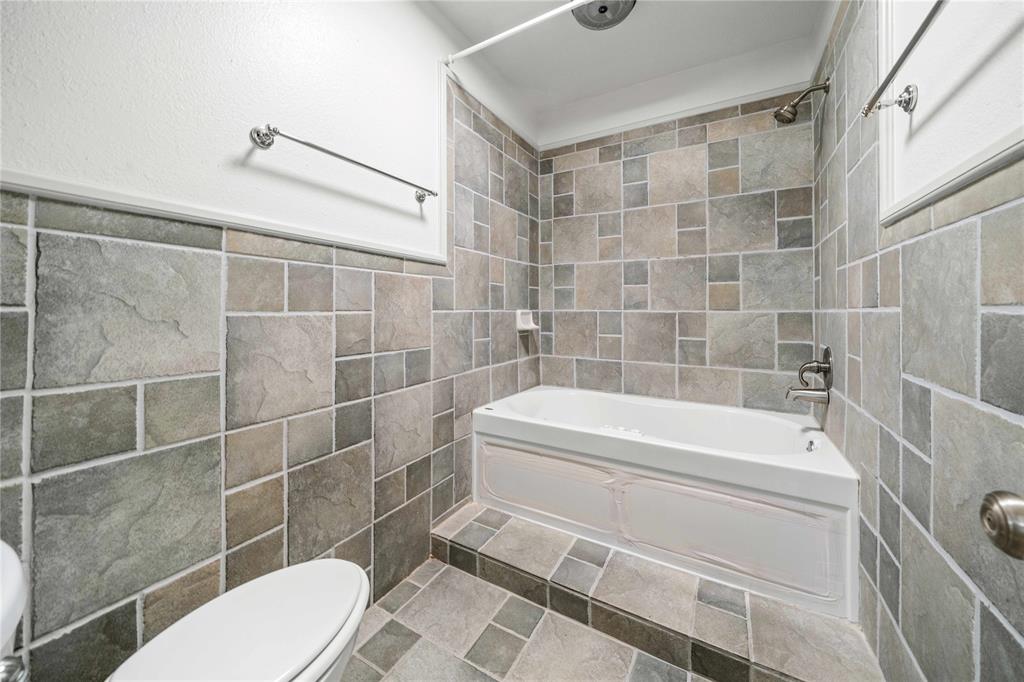 216 Pinewood Lane Hideaway, TX 75771 - Photo 17 of 40