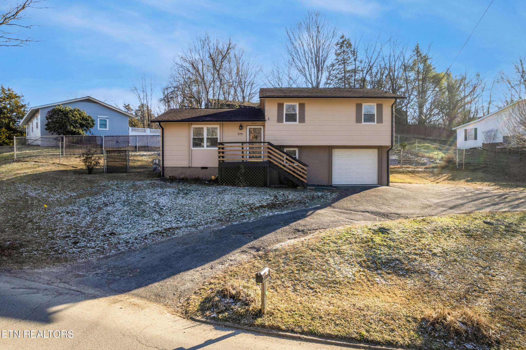 519 Sleepy Hollow Road Oliver Springs, TN 37840 - Photo 2 of 32 Gallery Image 2