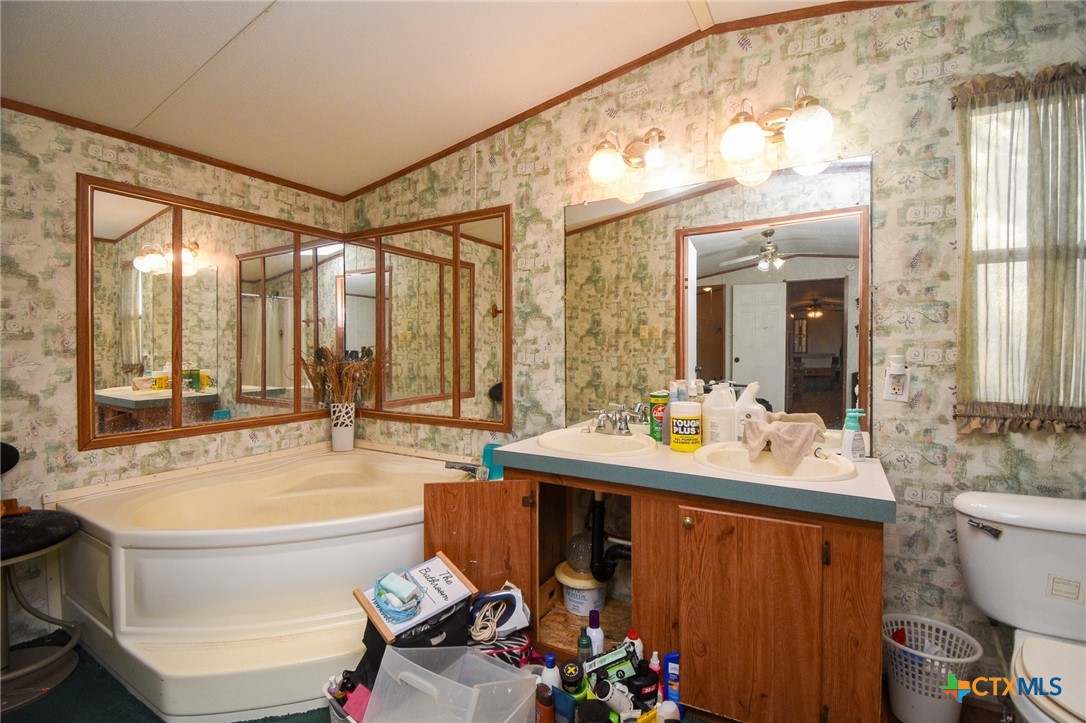 768 Rodeo Road Inez, TX 77968 - Photo 12 of 26