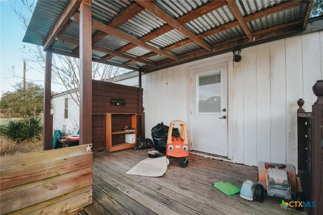 $109,400 | 768 Rodeo Road, Inez, TX 77968