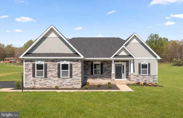 $839,990 | 16452 Bobak Road, Amissville, VA 20106