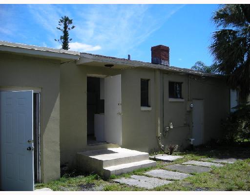 311 West 27th Street Riviera Beach, FL 33404 - Photo 3 of 10 Additional Photo
