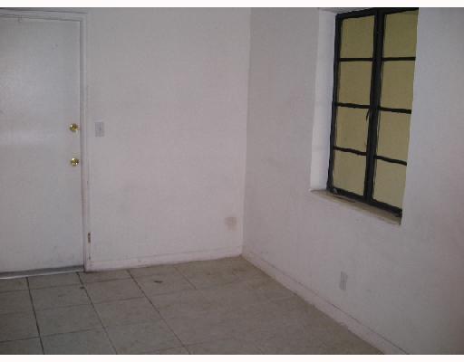 311 West 27th Street Riviera Beach, FL 33404 - Photo 5 of 10 Additional Photo