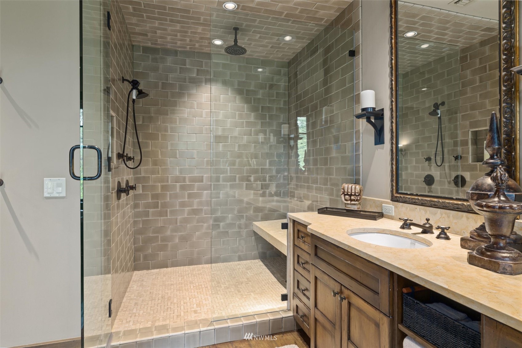 1650 Pinegrass Loop Cle Elum, WA 98922 - Photo 23 of 40 a bathroom with a sink and a shower