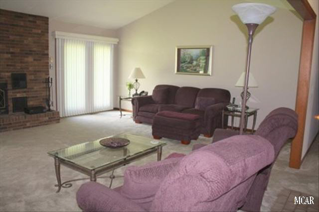 2144 South Custer Road Monroe, MI 48161 - Photo 13 of 17 20016075-12.JPG
