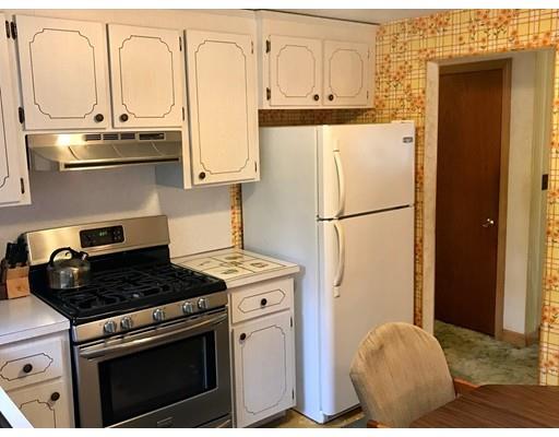 4 Greenwood Road Sharon, MA 02067 - Photo 13 of 27 Gallery Image 13